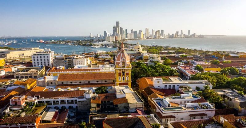 Descubre Cartagena en un día: historia, cultura y gastronomía